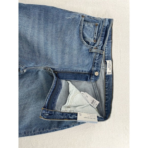 COPY - NWT Abercrombie & Fitch The 90s Straight Ultra High Rise 31, 12 R Distre… - Picture 8 of 13